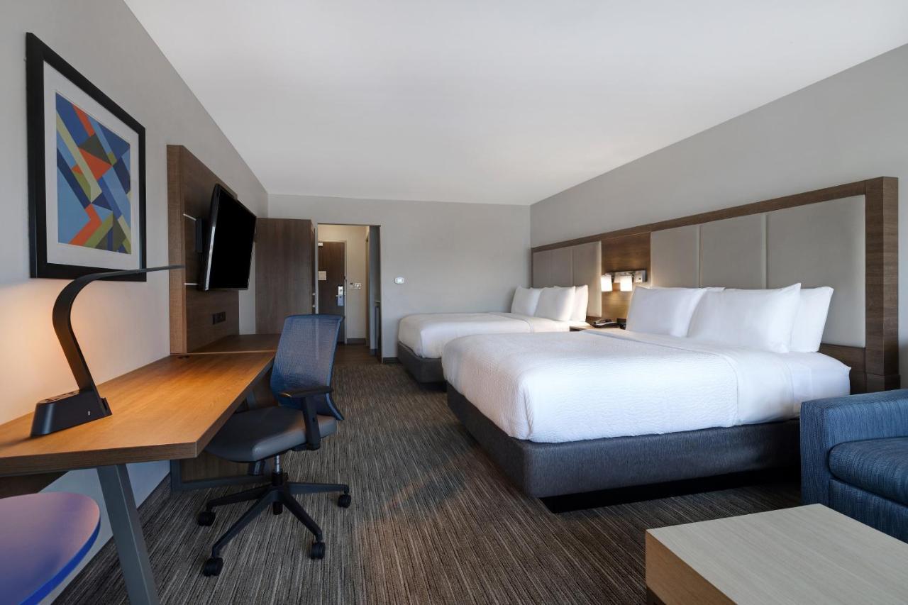 Holiday Inn Express & Suites - Ann Arbor - University South By Ihg Bagian luar foto