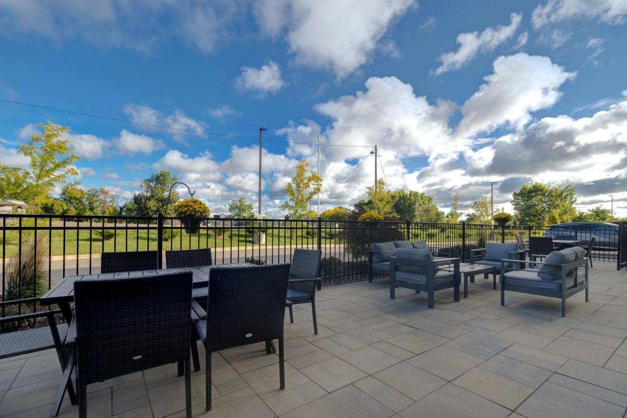 Holiday Inn Express & Suites - Ann Arbor - University South By Ihg Bagian luar foto