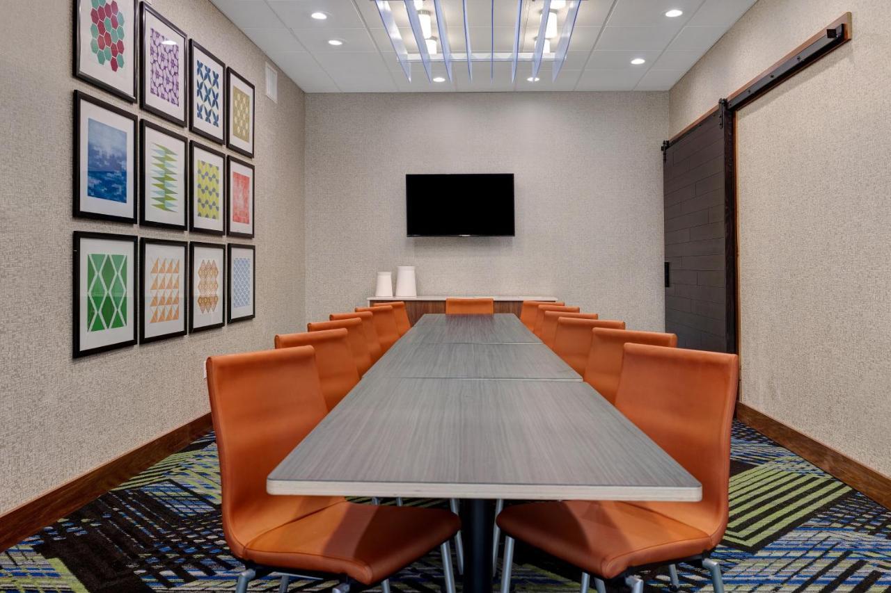 Holiday Inn Express & Suites - Ann Arbor - University South By Ihg Bagian luar foto