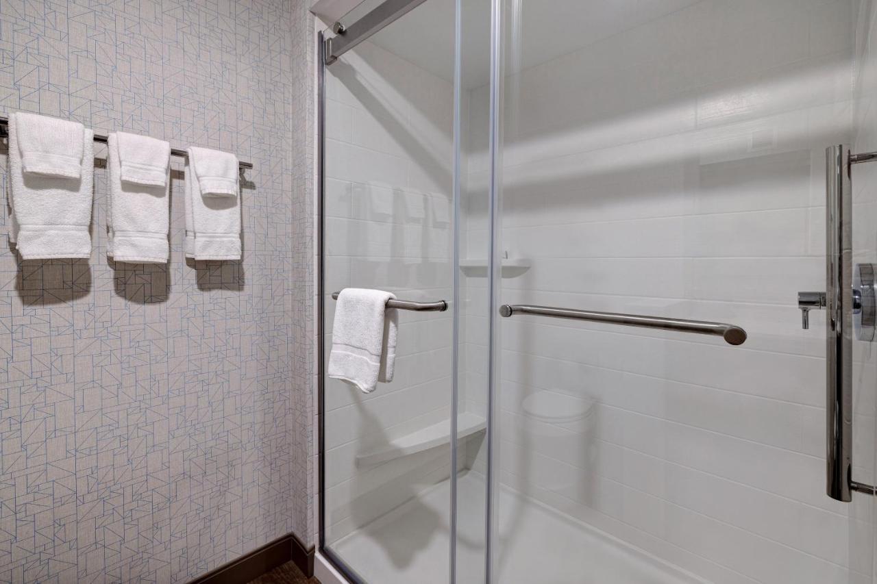 Holiday Inn Express & Suites - Ann Arbor - University South By Ihg Bagian luar foto