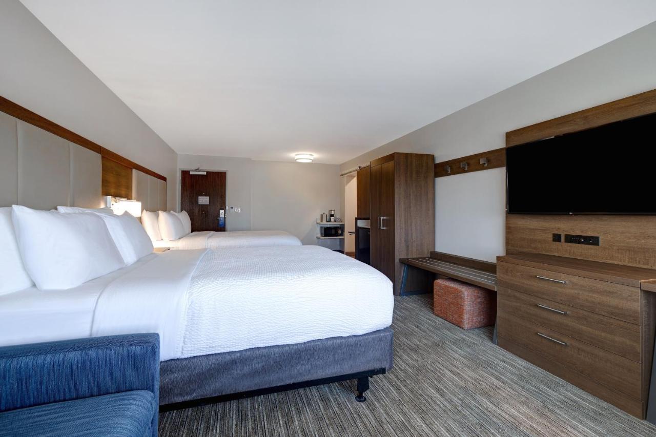 Holiday Inn Express & Suites - Ann Arbor - University South By Ihg Bagian luar foto